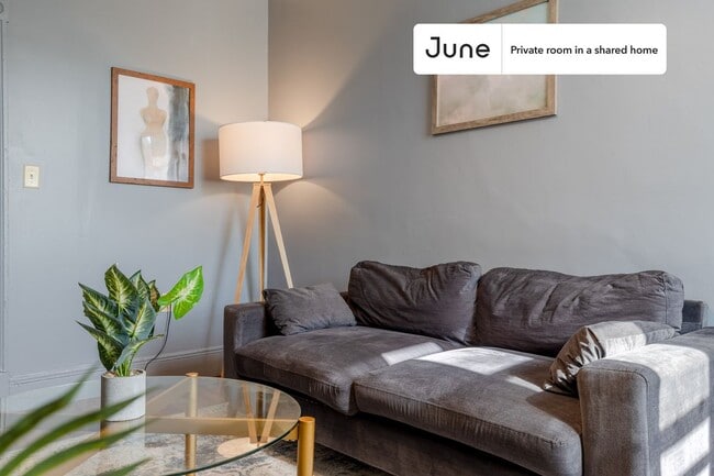 Photo - Room in Shared 3 bed/1 bath home Unit B