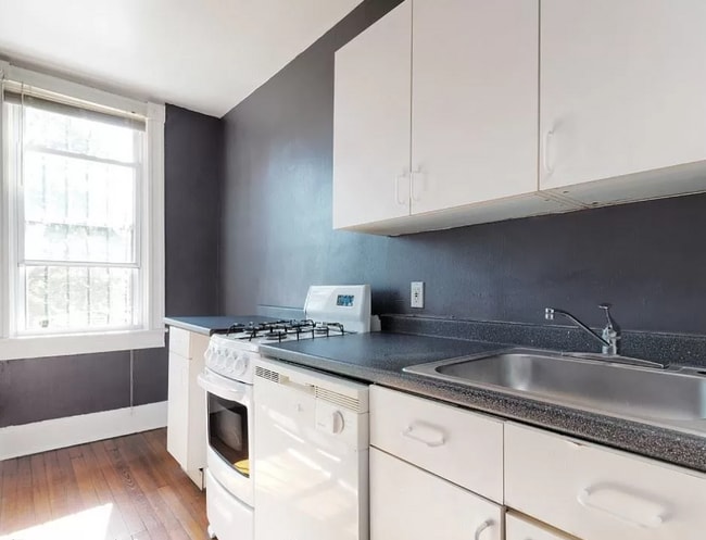 Photo - 2841 n Calvert Street Unit 3