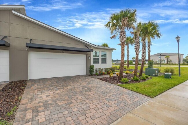 Photo - 5886 Timberdale Ave