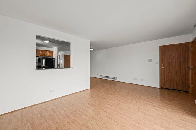 Photo - 1348 Geneva Dr