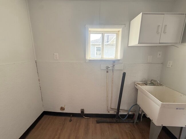 Photo - 754 N Sharpsville Ave