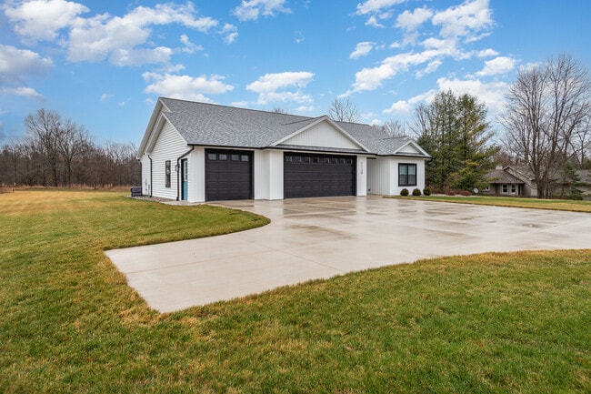 Photo - 11130 Dice Rd