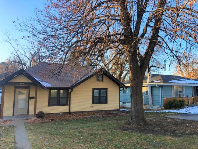 Photo - 2518 S 46th Ave