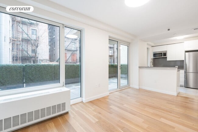Building Photo - 111 E 115th St Rental