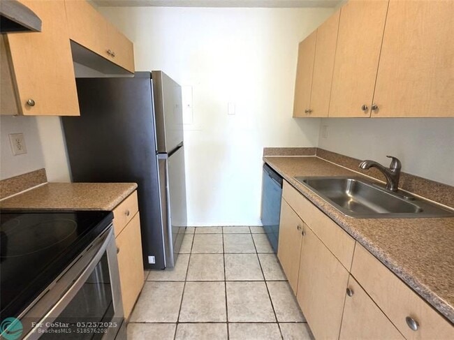 Photo - 1068 Benoist Farms Rd Condo Unit 102