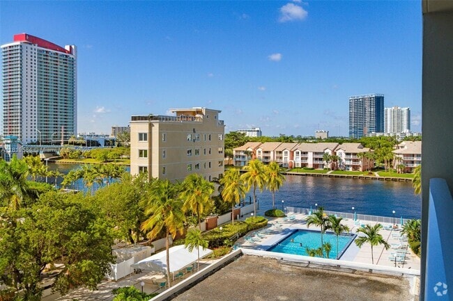 Building Photo - 3800 S Ocean Dr Unit 510 Rental