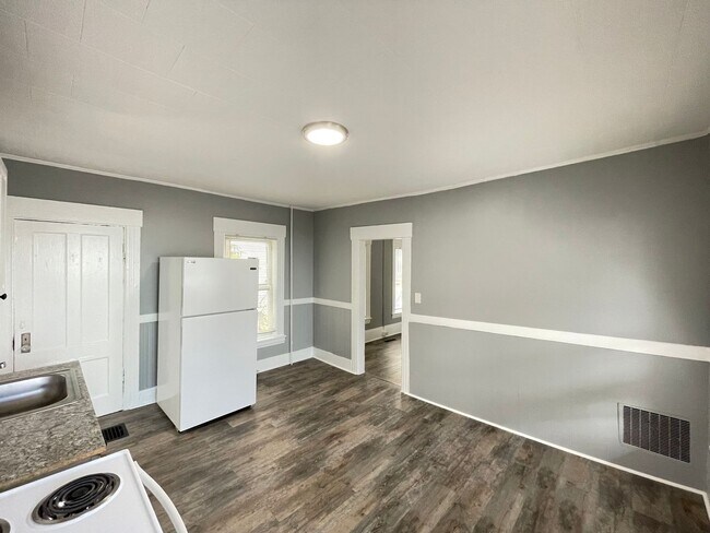 Photo - 421 Spruce St Unit 1