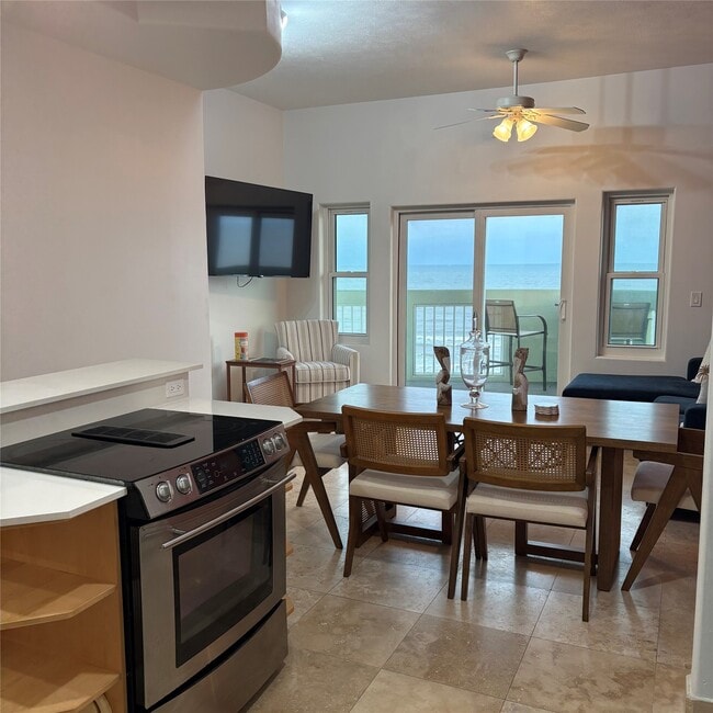 Photo - 9420 Seawall Blvd Unidad 605