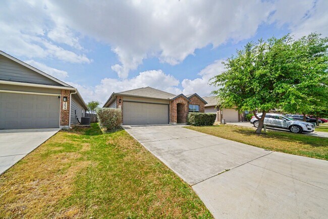 Photo - Modern 4-Bed Home with Open Layout in New Braunfels - Realtor Commission: $500