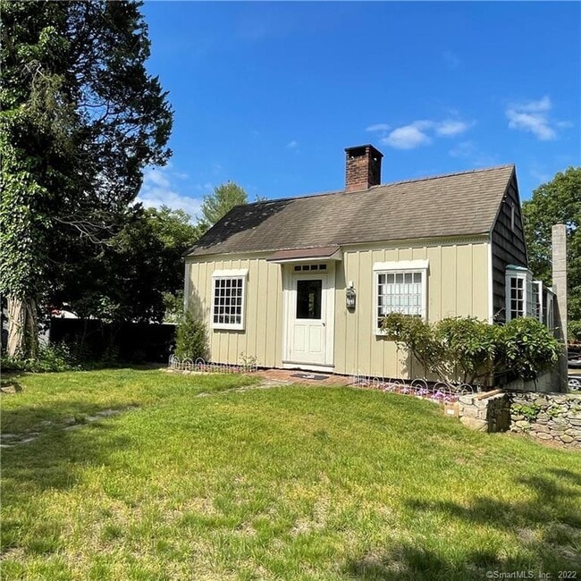 Building Photo - 92 Compo Rd S