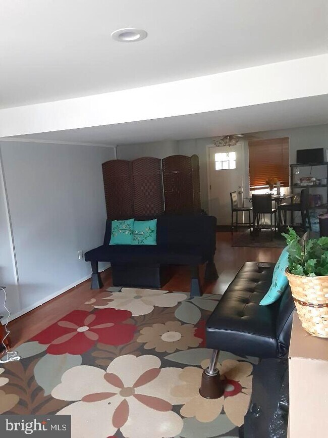 Photo - 1331 Potomac Heights Dr Townhome