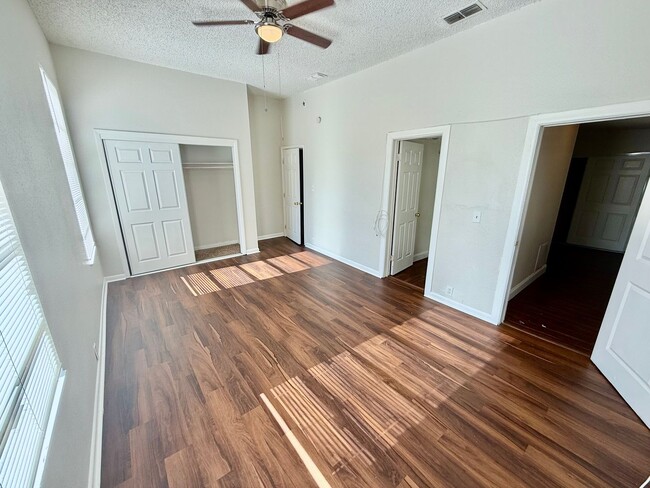 NEW PRICE! 3/2 Home Available Now! - NEW PRICE! 3/2 Home Available Now!