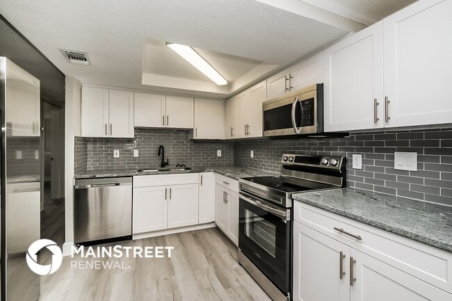 Photo - 12906 Kings Manor Ave