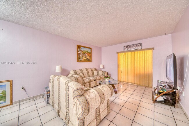 140 Royal Palm Rd Unit 111