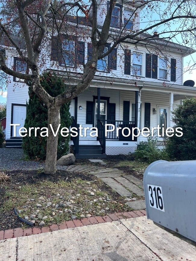 Building Photo - 3 Bed Single Family in Elmer! Eligible for...