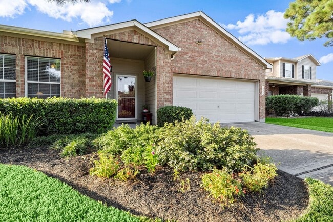 Building Photo - 19510 Majestic Landing Ln