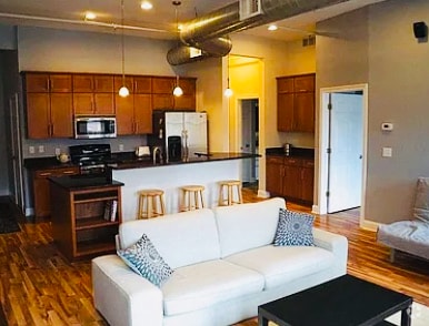 Building Photo - 165 Portage St Unit 165 Portage St Rental