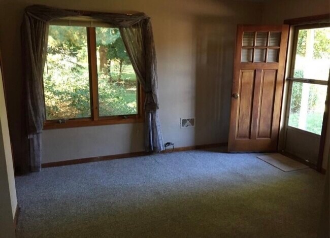 Photo - 100 Martha Rd Unit 1