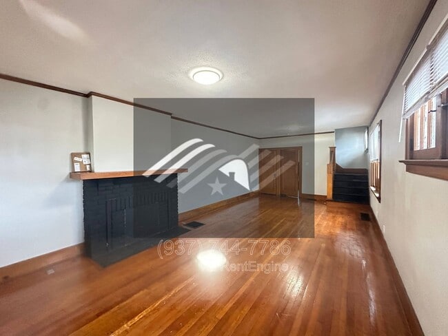 Photo - 2411 N Main St