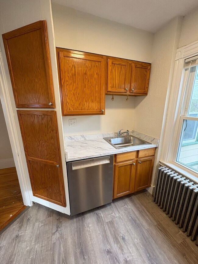 Photo - 17 Essex St Unidad Apt. #2