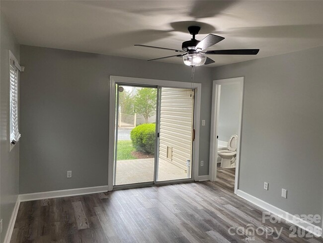 Photo - 14550 Waterside Dr