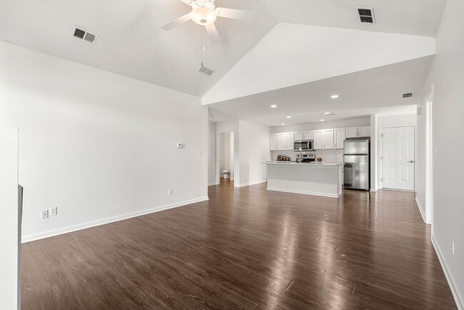 Photo - Summit Ridge