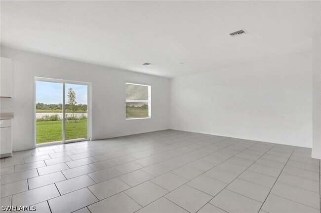 Photo - 19550 Fairhill Ct