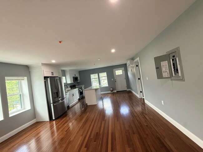 Building Photo - 4 Neponset St Unit 7