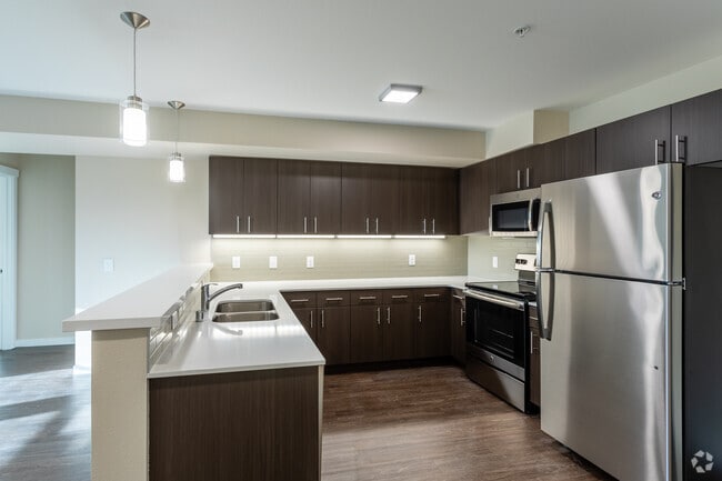 2BR, 2BA - 1,180 SF