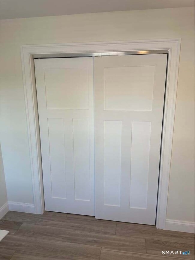 Photo - 309 Flanders Rd Unidad 2