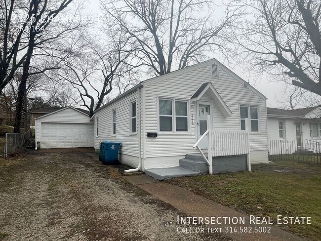 Photo - 2326 Chambers Rd