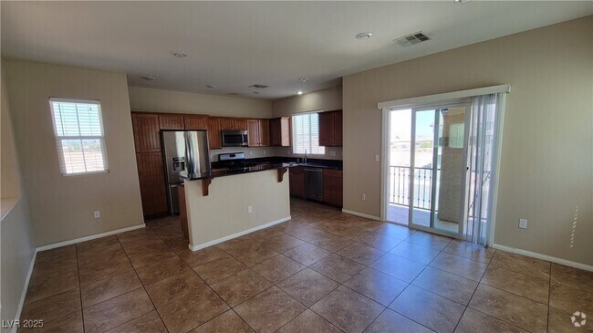 Building Photo - 10453 Mann St Rental