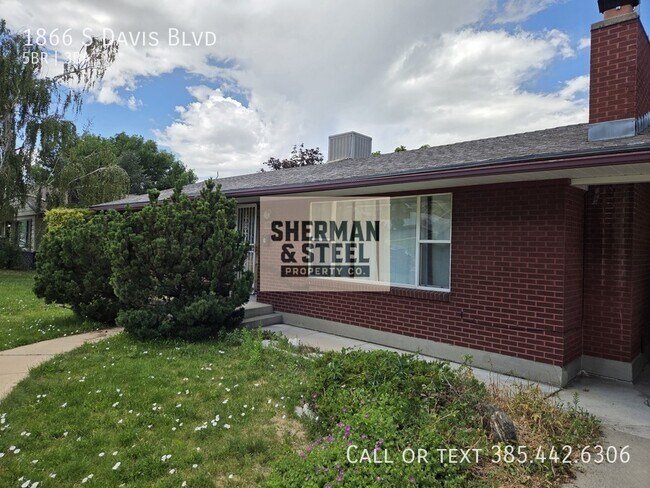 Photo - 1866 S Davis Blvd