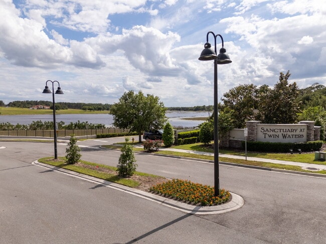 Photo - "Spacious 4-Bedroom Retreat with 3 Full Baths in Winter Garden's Serene Sanctuary"