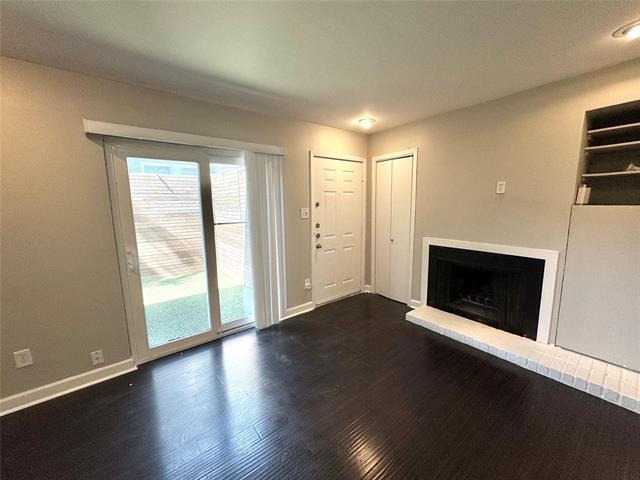 Photo - 4023 N Hall St Unit 102