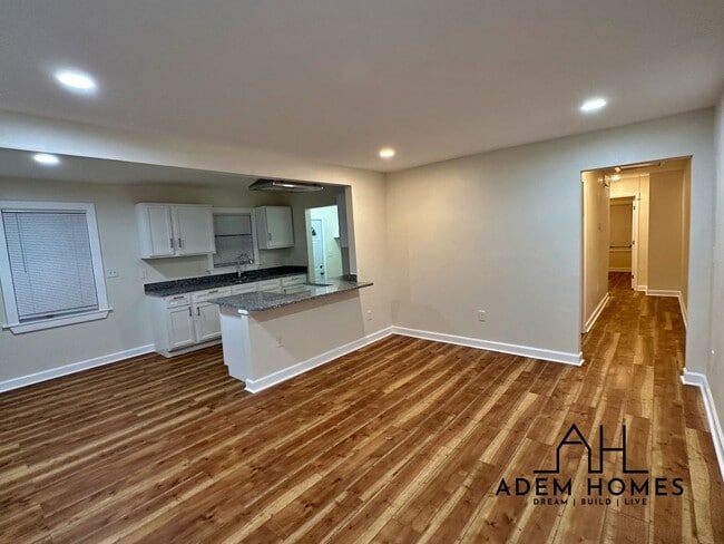 Photo - 111 Eastview Dr