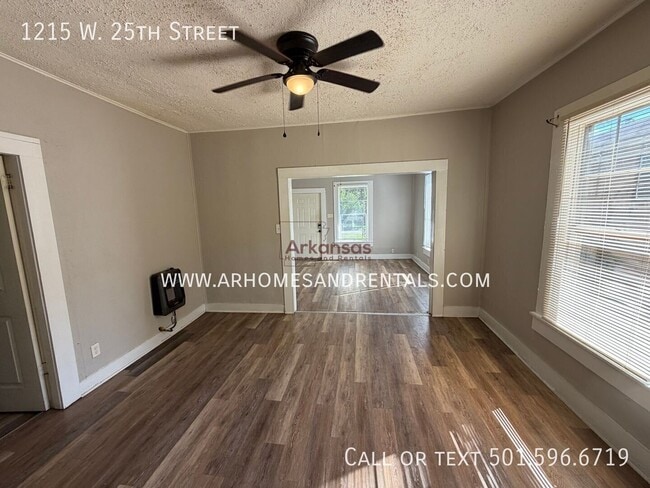 Photo - 1215 W 25th St
