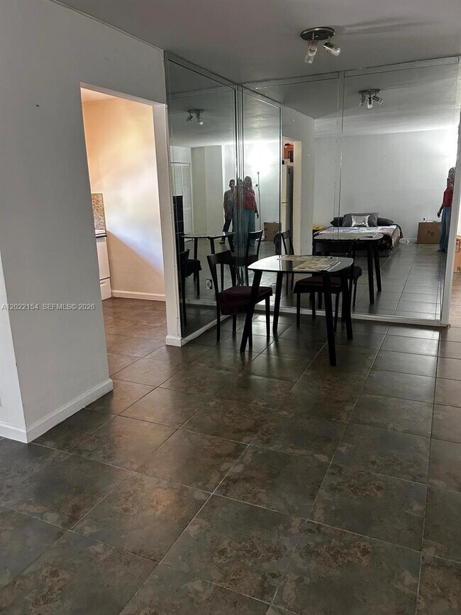 Photo - 17021 N Bay Rd Unit 327