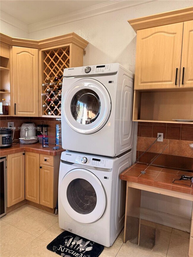 Photo - 8531 SW 16th Terrace