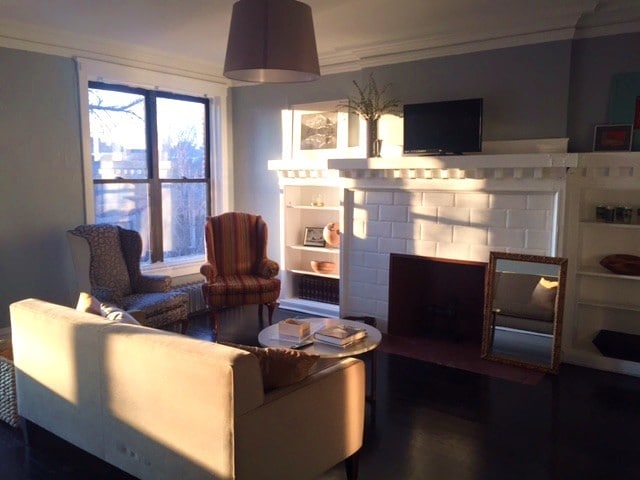 Building Photo - 5131 S Ingleside Ave Unit 1