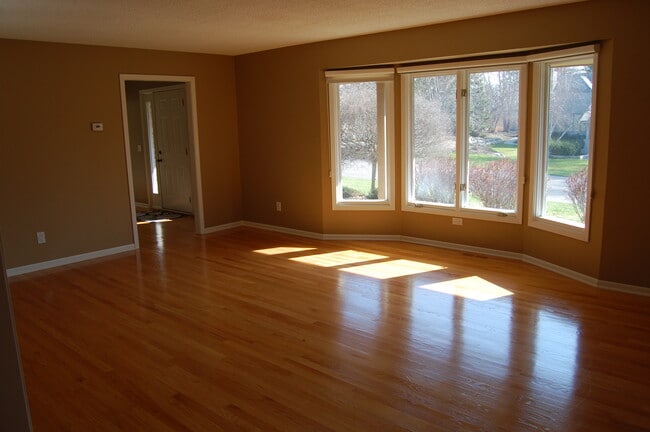 Photo - 7400 Coventry Way