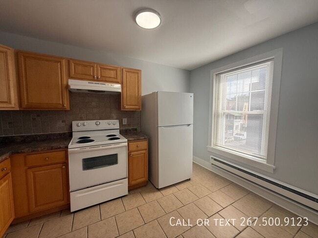 Photo - 241-43 W Queen Ln