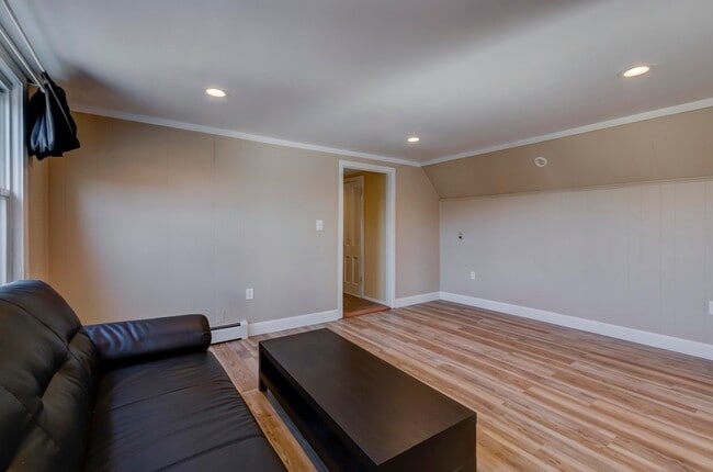 Photo - 788 Avenue A