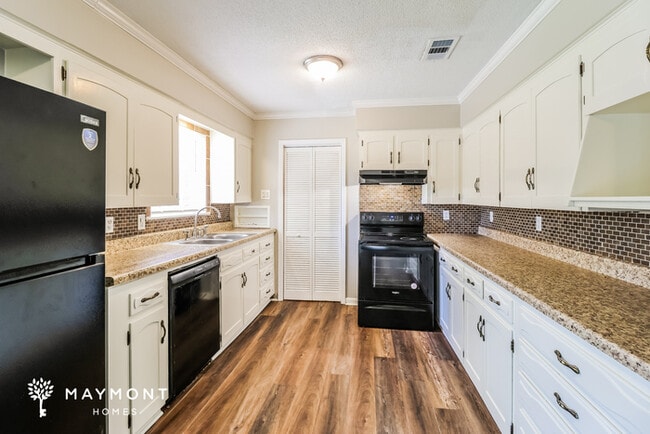 Photo - 4000 Sandra Ln