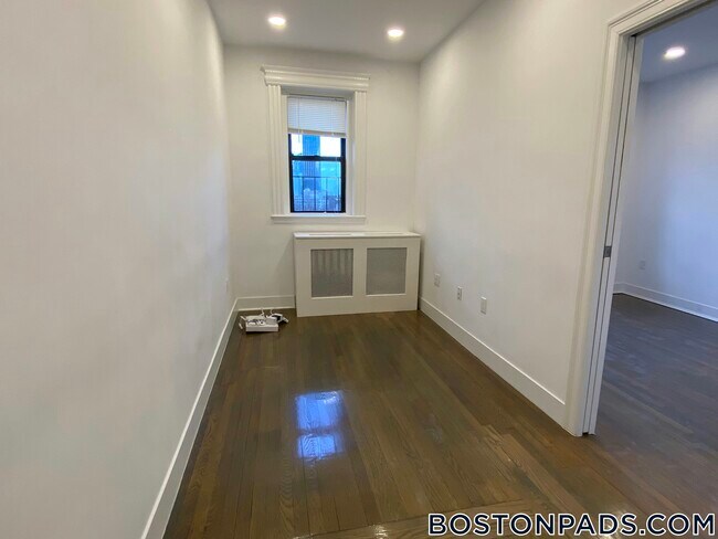 Photo - 11 Queensberry St Unidad 35