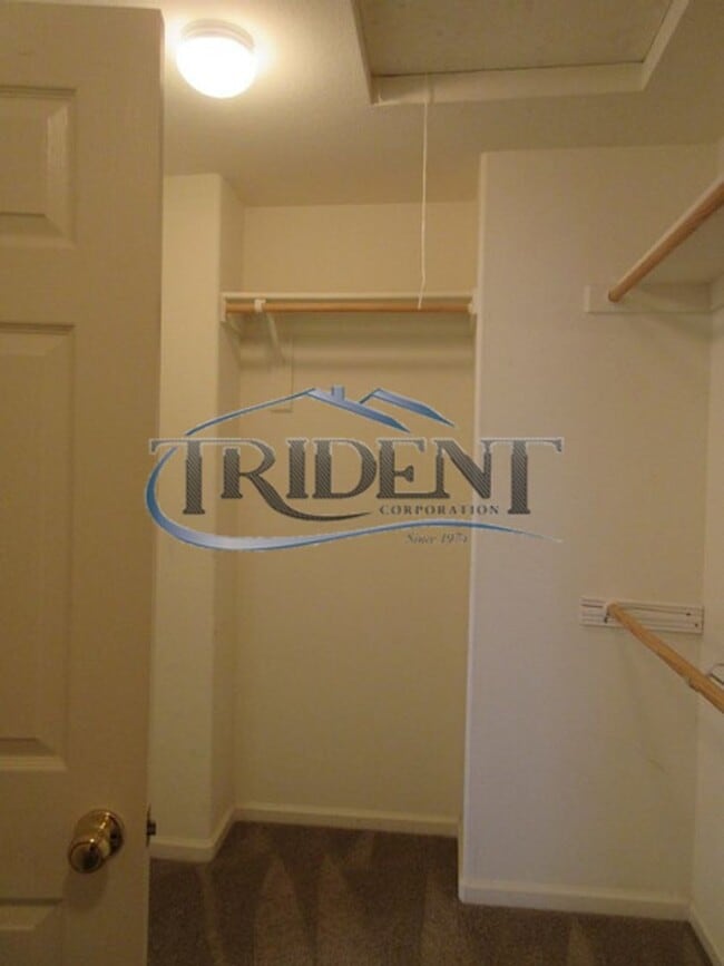 Photo - 3 bedroom, 3 bath house with Bonus Room