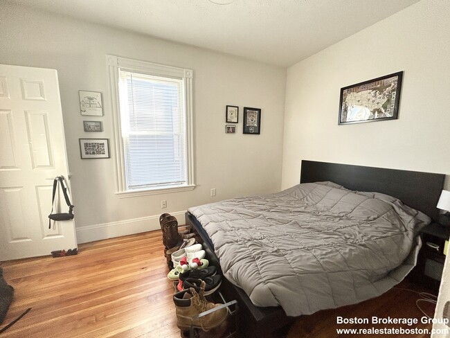 Photo - 151 E Cottage St