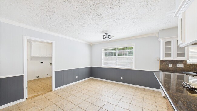 Photo - 1107 Verret Ln