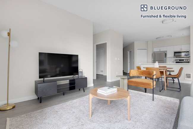 Photo - 10011 NE 1st St Unidad FL5-ID280