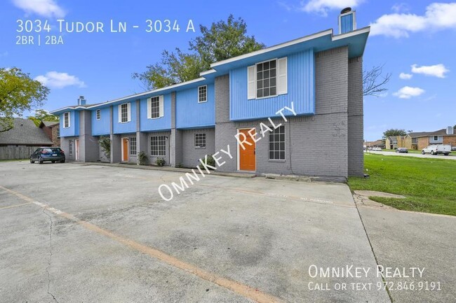 Building Photo - 3034 Tudor Ln Unit 3034 A Rental